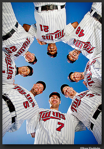 photo of Twins players.